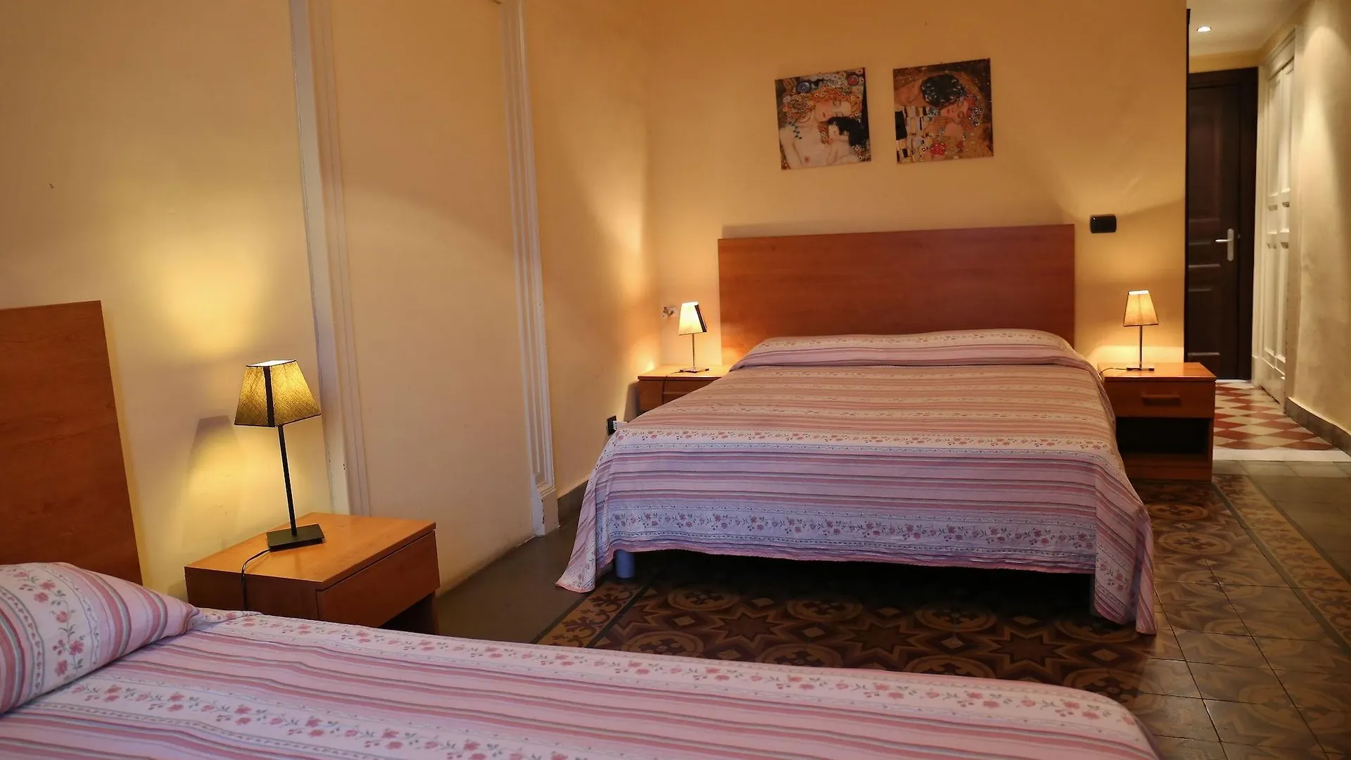 לינה וארוחת בוקר קטאניה B&B Opera