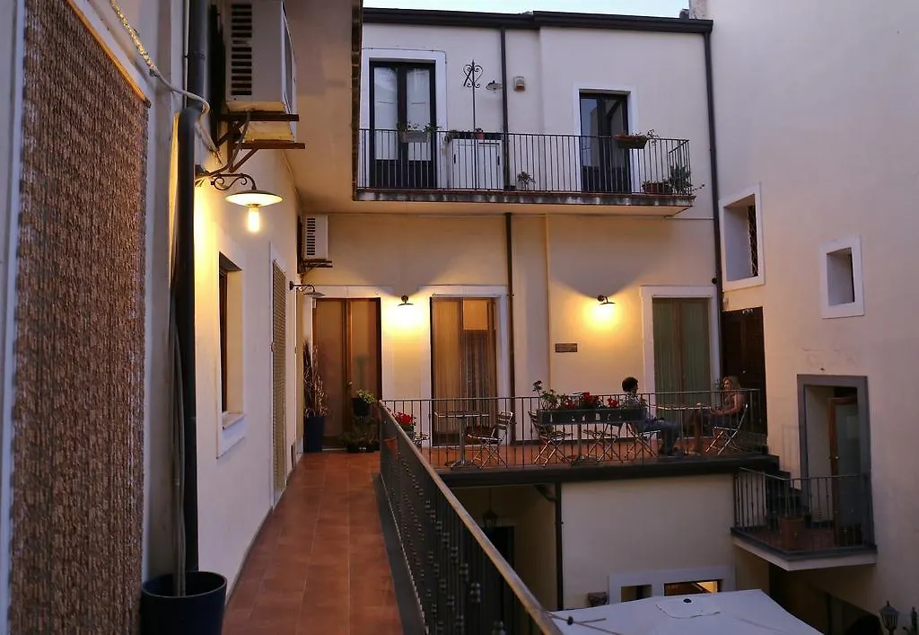 B&B Opera Catánia